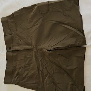 Orvis shorts.  40.  Olive color.